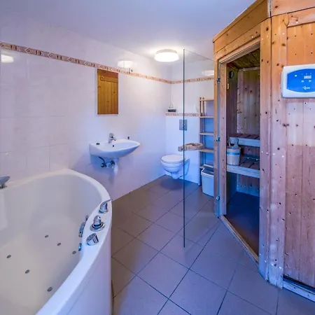 Holiday home Gite D'hamptay Han-sur-Lesse